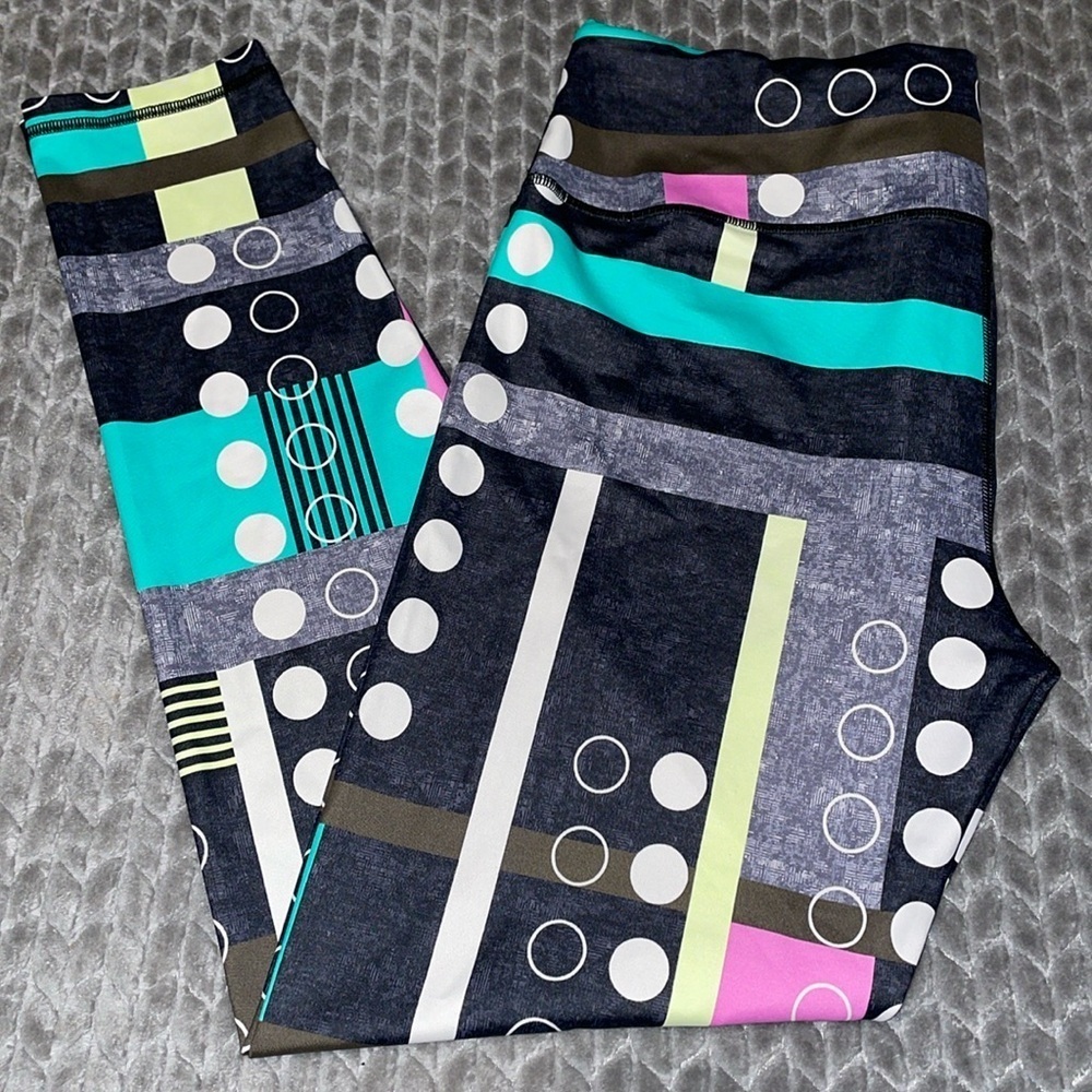 VSX Knockout by Victoria’s Secret Tight/Coolant Knockout. Size XL.